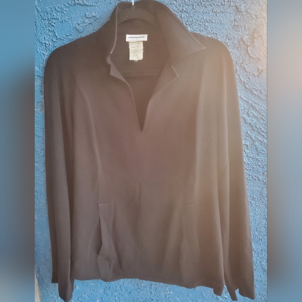 Rare Mugler Long Sleeve Collared V Neck Kangaroo Pocket Black Blouse.